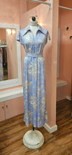 Load image into Gallery viewer, Early 1970s Periwinkle Purple Maxi