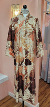 Load image into Gallery viewer, 1970s Fall Kaftan
