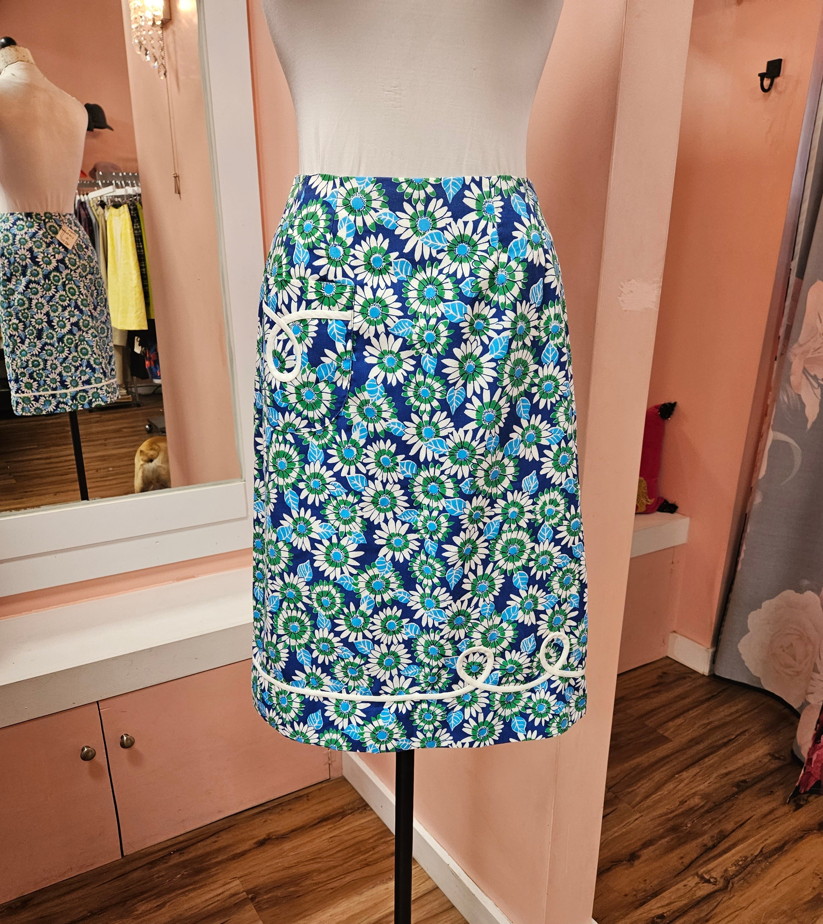 Lily Rare 1960's Lilly Pulitzer Spring Green & Yellow Mum Print