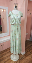 Load image into Gallery viewer, 1970s Mint Perma-Pleat Maxi
